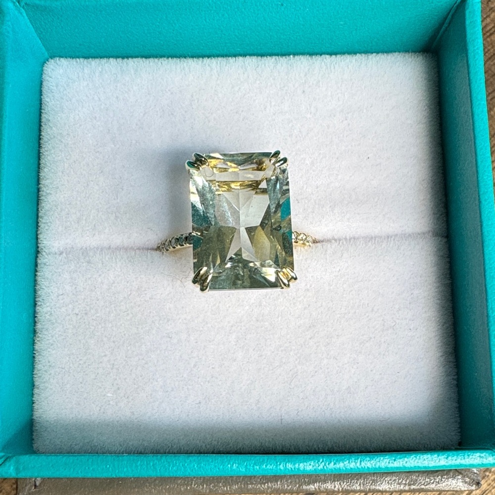 Effy 14k Yellow Gold Ring with Green Amethyst and Diamonds LIFE TIME JEWELRY **